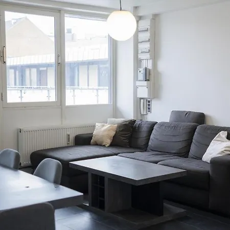 בית אירוח Private In Shared Copenhagen-based *